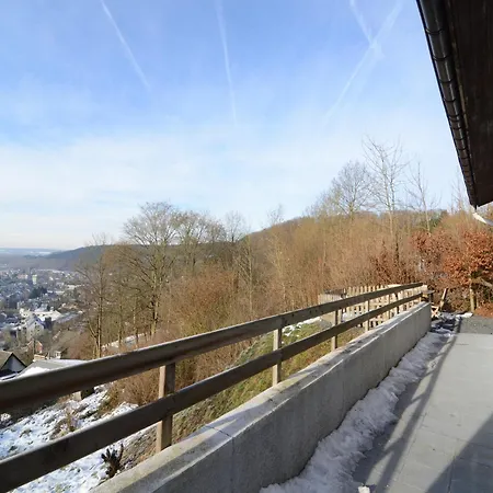 Panoramic Retreat In Malmedy, Cleaning Included 別荘 *