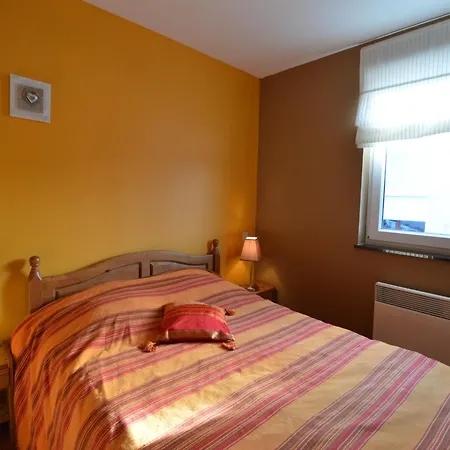 Panoramic Retreat In Malmedy, Cleaning Included 別荘 マルメディ